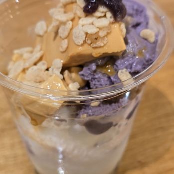 Via Gelato - This is the actual halo halo. Maybe couple scoops ice cream? - Ice Cream & Frozen Yogurt Near Me - Honolulu, Hawaii Via Gelato - This is the actual halo halo. Maybe couple scoops ice cream? - Ice Cream & Frozen Yogurt Near Me - Honolulu, Hawaii