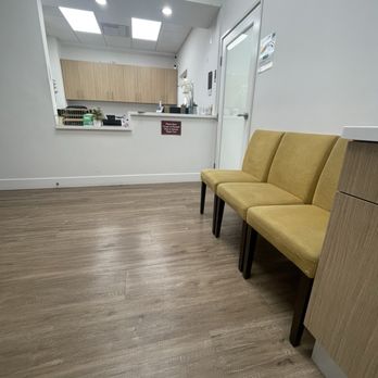 Dentist of Long Beach - Reception area. - General Dentistry Near Me - Long Beach, California Dentist of Long Beach - Reception area. - General Dentistry Near Me - Long Beach, California