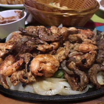 El Patrón - Fajitas - Mexican Near Me - Bakersfield, California El Patrón - Fajitas - Mexican Near Me - Bakersfield, California