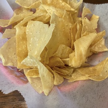 El Caporal Mexican Restaurant - Chips - Mexican Near Me - Camdenton, Missouri El Caporal Mexican Restaurant - Chips - Mexican Near Me - Camdenton, Missouri