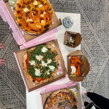 Pitfire Pizza - HONEY BEAR, THE BURRATA, EPIC. BBQ. CHICKEN., CHARRED BRUSSELS SPROUTS, BONELESS BUFFALO WINGS - Pizza Near Me - Los Angeles, California Pitfire Pizza - HONEY BEAR, THE BURRATA, EPIC. BBQ. CHICKEN., CHARRED BRUSSELS SPROUTS, BONELESS BUFFALO WINGS - Pizza Near Me - Los Angeles, California
