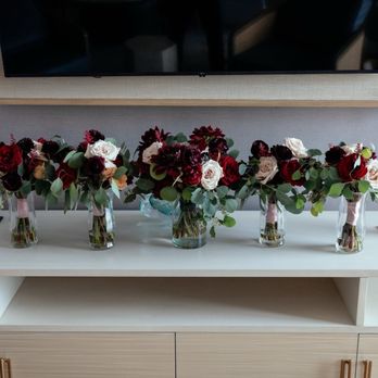 Petals by Rachel - Bride and bridal party bouquets - Floral Designers Near Me Petals by Rachel - Bride and bridal party bouquets - Floral Designers Near Me