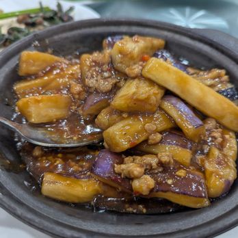 Maple's Kitchen - Chinese Near Me - Markham, Ontario Maple's Kitchen - Chinese Near Me - Markham, Ontario