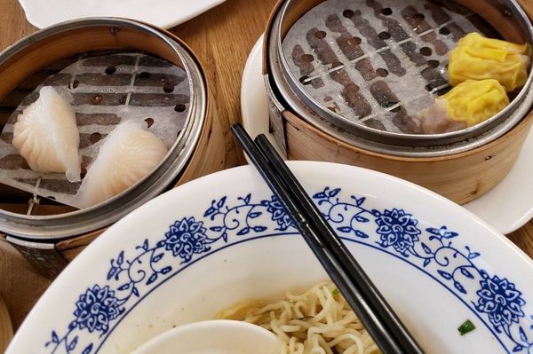 Tse Noodle by null
