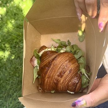 Juniper - Breakfast croissant - Coffee & Tea Near Me - San Francisco, California Juniper - Breakfast croissant - Coffee & Tea Near Me - San Francisco, California