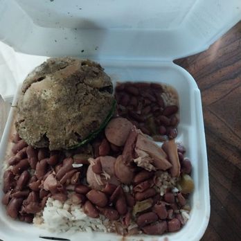 Lee's Seafood & Grille - Stuffed pepper w/ red beans - Seafood Near Me - Kenner, Louisiana Lee's Seafood & Grille - Stuffed pepper w/ red beans - Seafood Near Me - Kenner, Louisiana