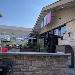 Fiammé - Nice outside seating options