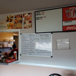 Tacosy Tortas Reyes - Menu and glimpse at the cook
