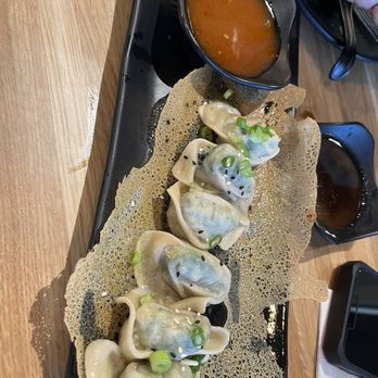 Dough Zone Dumpling House - Sugar Land - Crispy pan fried won tons - Noodles Near Me - Sugar Land, Texas Dough Zone Dumpling House - Sugar Land - Crispy pan fried won tons - Noodles Near Me - Sugar Land, Texas
