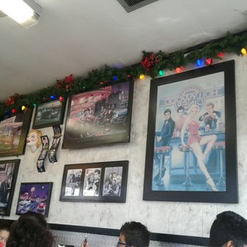 Beeps Fast Food - Decor - Fast Food Near Me - Van Nuys, California