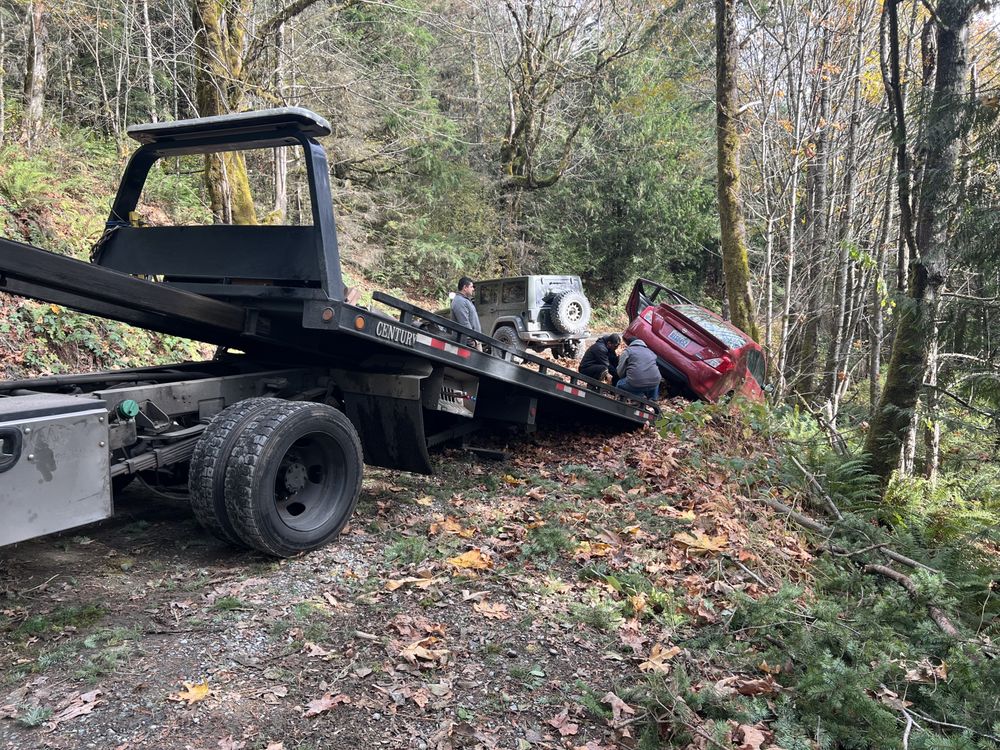ALL AROUND TOWING Updated October 2024 13 Photos Everett, Washington Towing Phone