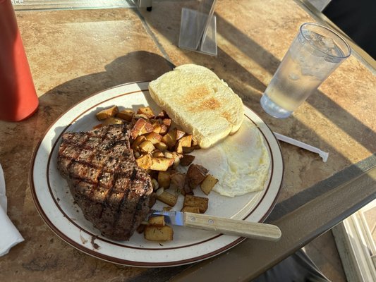 The Patio at Chilly Jilly'z by null