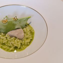EssenCiel - Oester 'Irisch Mor', Carnaroli, pecorino / Oyster 'Irish Mor' poached in champagne, Carnaroli risotto, pecorino cheese. 2026 10 05. M1. 296.