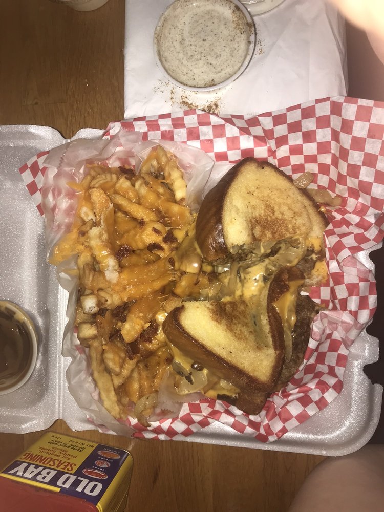 OASIS BAR & GRILL Updated July 2024 20 Photos & 37 Reviews 6720