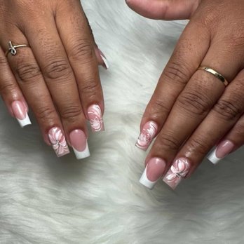 Bee Nails & Spa - Full set done by Vy! - Nail Salons Near Me - Riverside, California
