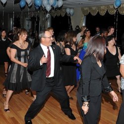 DJ Aaron Raffle - Aaron M. Raffle Entertainment, LLC - This party is rockin!