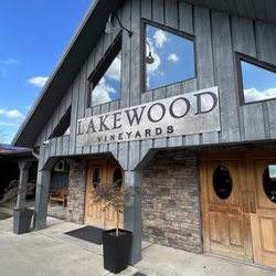Lakewood Vineyards
