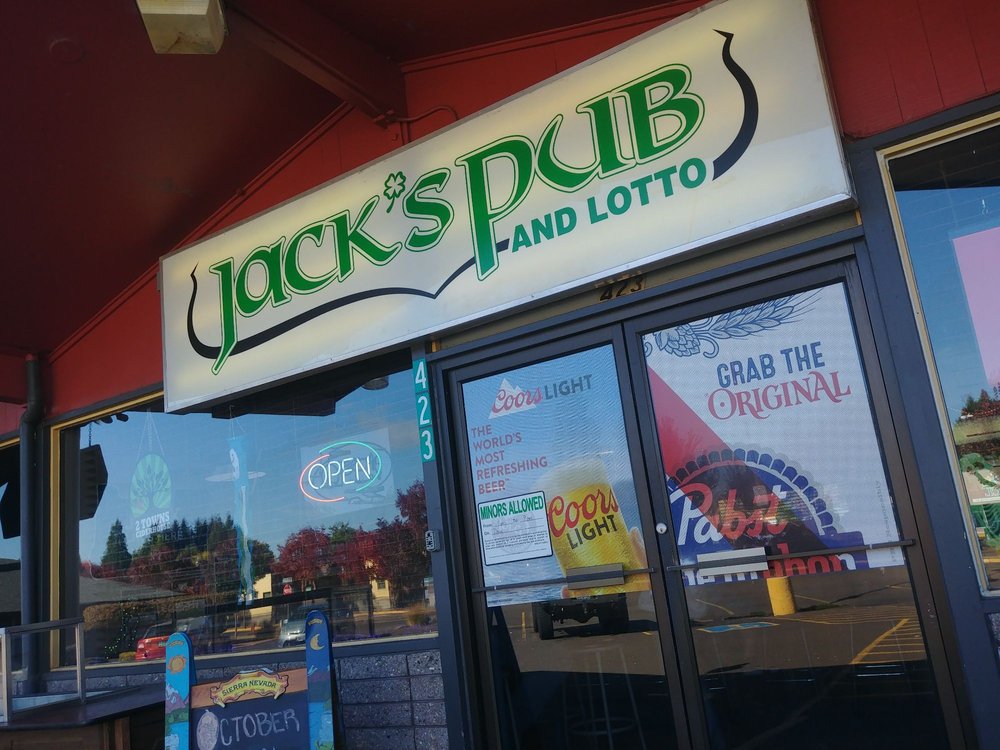 Social spots from Jacks Pub