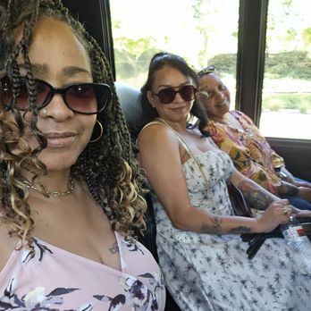 Grapeline Wine Tours - Thanks Amanda & Alex - Wine Tours Near Me - Temecula, California Grapeline Wine Tours - Thanks Amanda & Alex - Wine Tours Near Me - Temecula, California