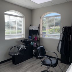 Alison Morin Studio #123 @ Suncoast Salon Studios - My shampooing area at the new studio.