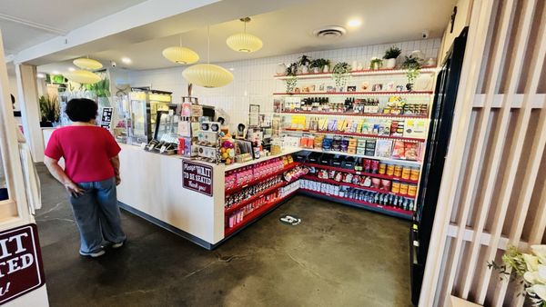 Tan Tan Cafe & Delicatessen by null