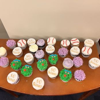 Cupcake Sisters - Thank you Cupcake Sisters for making Mom's 80's fantastic! - Desserts Near Me - Glen Mills, Pennsylvania