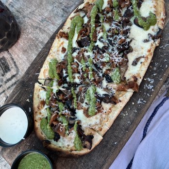 Tavern & Table - Mushroom and pesto flatbread - New American Near Me - Mt. Pleasant, South Carolina Tavern & Table - Mushroom and pesto flatbread - New American Near Me - Mt. Pleasant, South Carolina