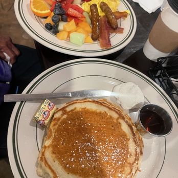 O'side Bakery - Big plate - Breakfast & Brunch Near Me - Oceanside, California