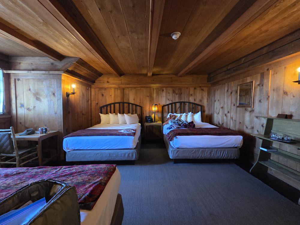 Old Faithful Inn gift card