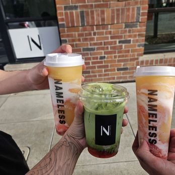 Nameless Tea & Coffee - Peach Strawberry Slush w/Cheese Cream & Matcha Latte w/Strawberry - Coffee & Tea Near Me - Sacramento, California Nameless Tea & Coffee - Peach Strawberry Slush w/Cheese Cream & Matcha Latte w/Strawberry - Coffee & Tea Near Me - Sacramento, California