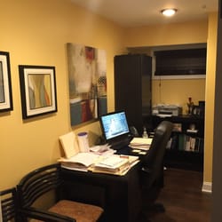 Succasunna Chiropractic & Spine Rehab - Consultation Room