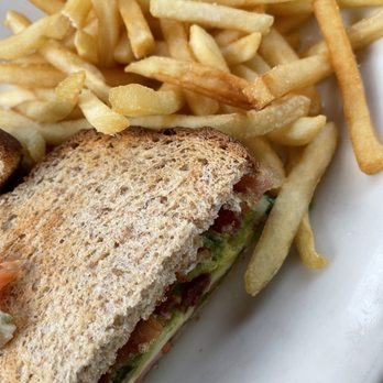 The Peasant's Courtyard - California BLT with avocado - American Near Me - Alamo, California The Peasant's Courtyard - California BLT with avocado - American Near Me - Alamo, California