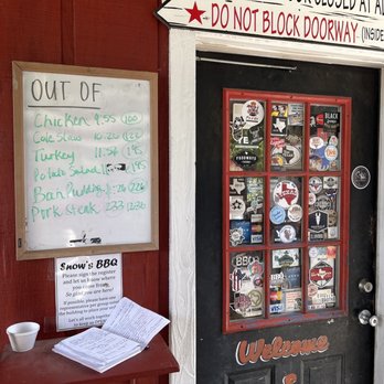 Snow's BBQ - Time stamp of when things ran out and the approximate number of people that got served. They were also out of ribs. - Barbeque Near Me - Lexington, Texas