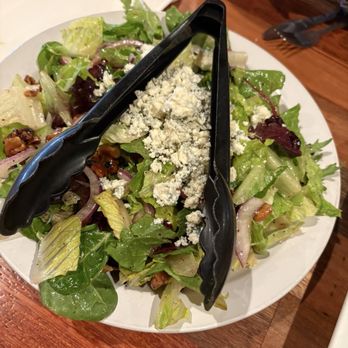 DeVino's Pizza & Pasta - Spring Mix Salad - Pizza Near Me - Pleasant Hill, California