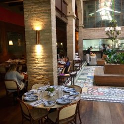 Nico Pasta & Basta - Inside there is a beautiful and elegant atmosphere and decor