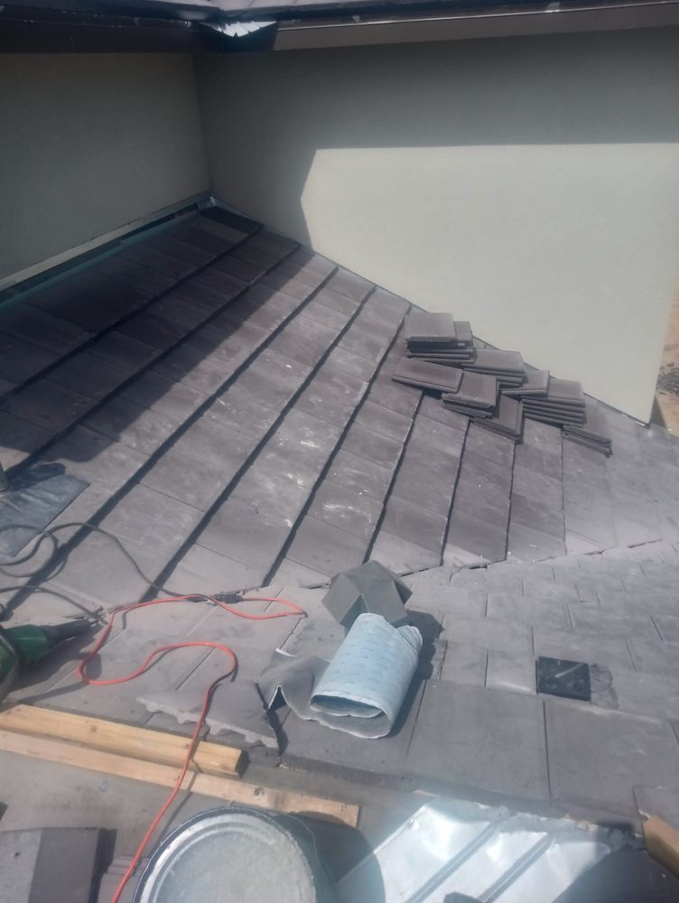 Slide of Ventov Roofing