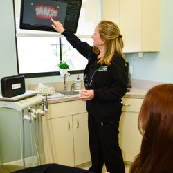Natural Smiles - Dr. Maria Gundian