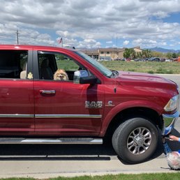 Jasper thanks Valley Collision for getting us back on the road. Jasper thanks Valley Collision for getting us back on the road.
