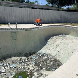Seven Bridges Pool Cleaners