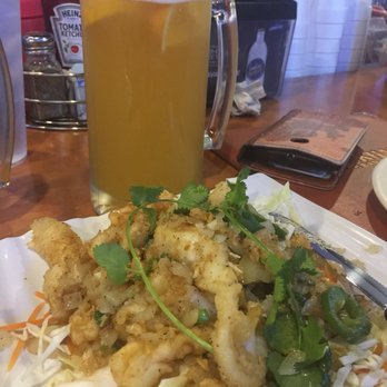 Deckhand Oyster Bar - Calamari was incredible - Seafood Near Me - Austin, Texas