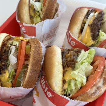 In-N-Out Burger - Fast Food Near Me - Sacramento, California In-N-Out Burger - Fast Food Near Me - Sacramento, California