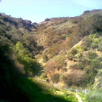 Verdugo Mountains - the beginning...stough entrance to fire road trail - Parks Near Me - Glendale, California Verdugo Mountains - the beginning...stough entrance to fire road trail - Parks Near Me - Glendale, California