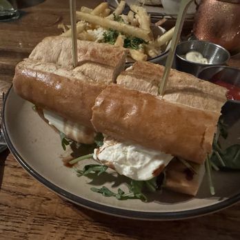 Forgotten Tonic - Burrata sandwich - Wine Bars Near Me - Saint Augustine, Florida