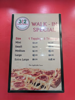 Menu photo 6 3 For 2 Pizza and Wings Mississauga, ON