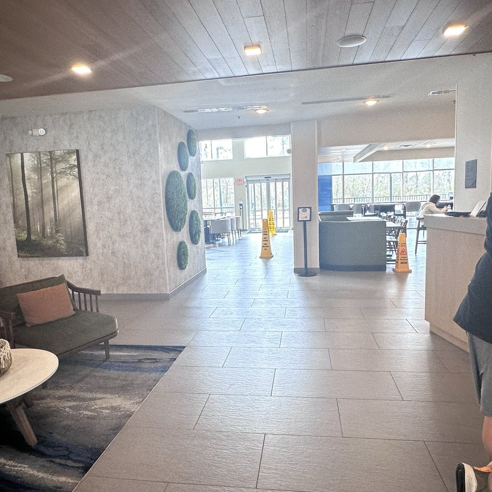 Lobby Lobby