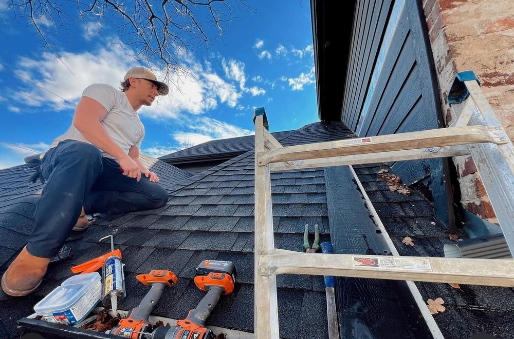 Slide of Acorn Roofing & Construction
