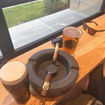 Cigars International Superstore - Katy - Davidoff Gran cru and Padrón cigars his and hers drinks too - Cigar Bars Near Me - Katy, Texas Cigars International Superstore - Katy - Davidoff Gran cru and Padrón cigars his and hers drinks too - Cigar Bars Near Me - Katy, Texas