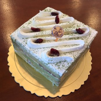 Classic Bake House - Green tea and red bean cake also tastes nice - Patisserie/Cake Shop Near Me - Auckland, AUK