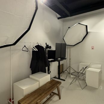 STUDIObyU Toronto - Session Photography Near Me - Toronto, Ontario STUDIObyU Toronto - Session Photography Near Me - Toronto, Ontario