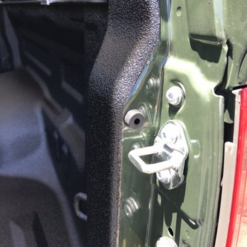 Hawaii Spray Lining - Clean spray job - Auto Detailing Near Me - Honolulu, Hawaii Hawaii Spray Lining - Clean spray job - Auto Detailing Near Me - Honolulu, Hawaii